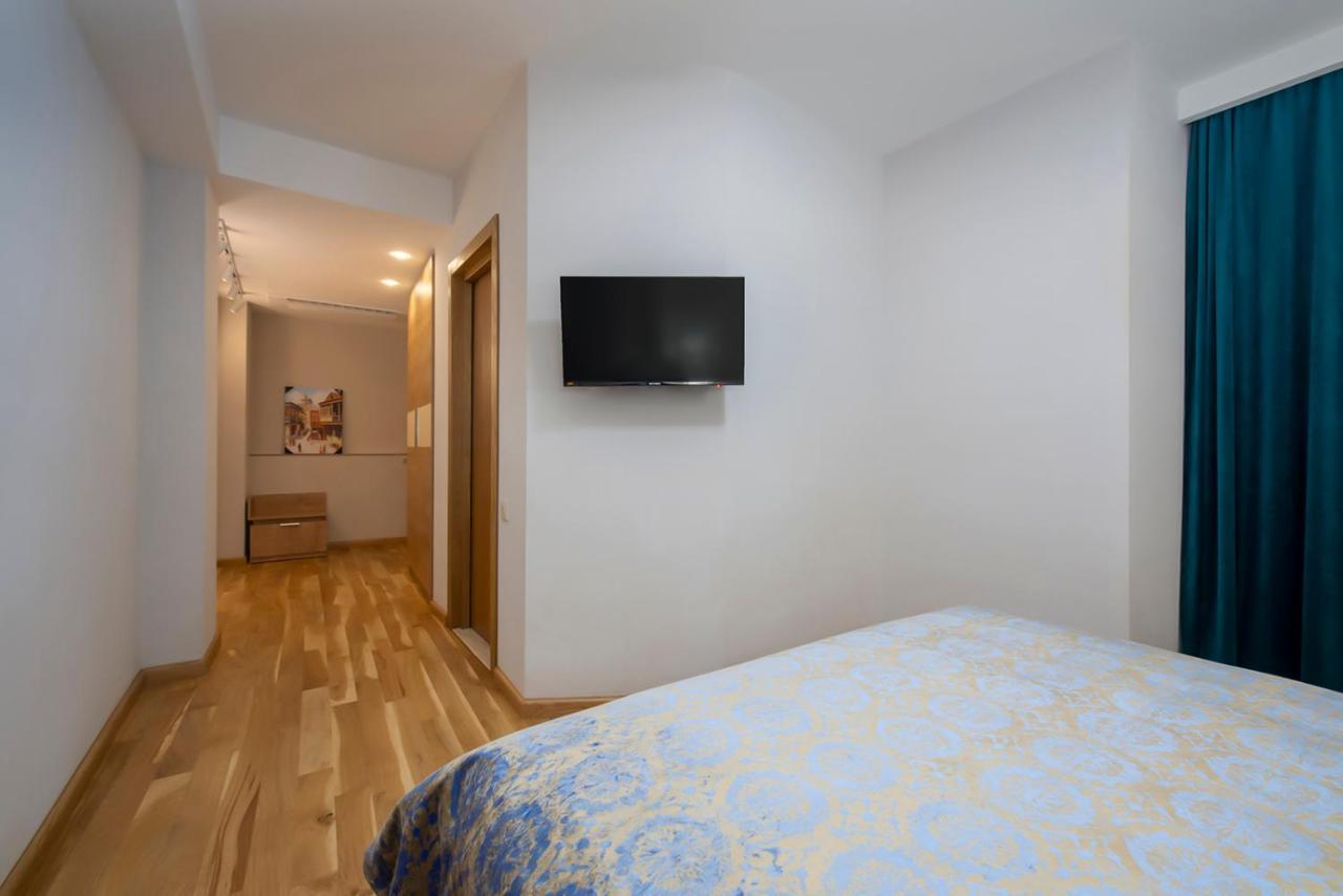 Hotel Solo Tbilisi Eksteriør billede
