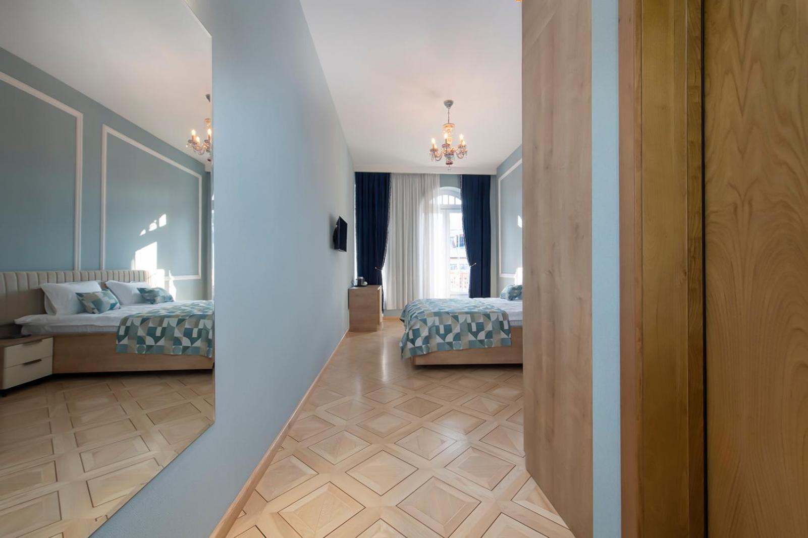 Hotel Solo Tbilisi Eksteriør billede
